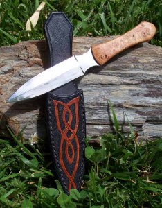 Boot Knife:Maple Burl Handle